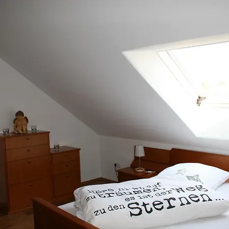 Gaestezimmer Hausaeckerweg * إرلانجن