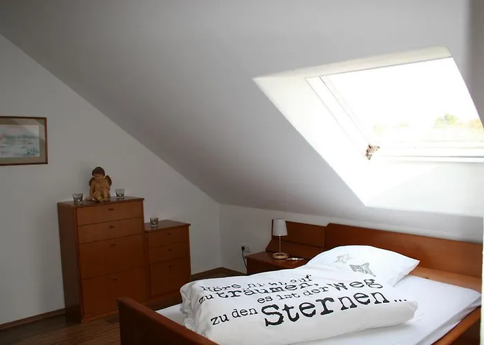Gaestezimmer Hausaeckerweg * エルランゲン